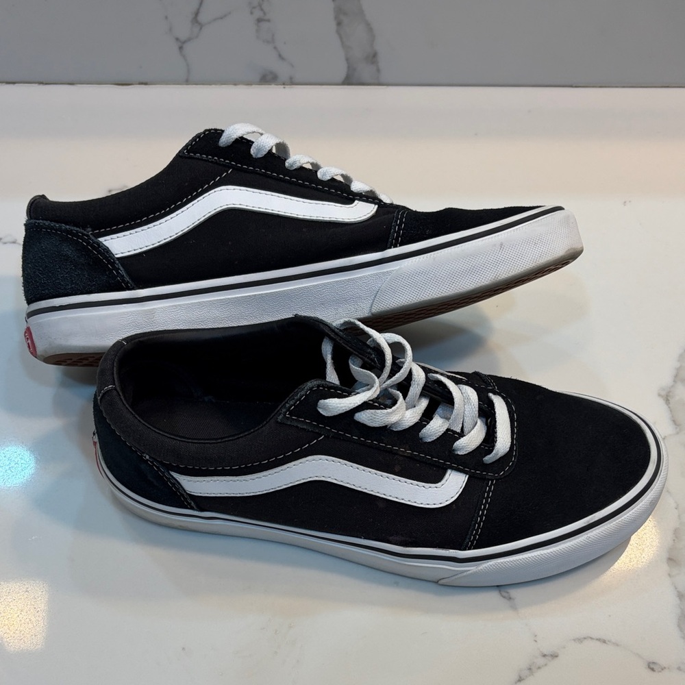 Vans Sneakers